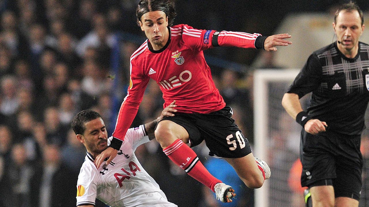 Benfica hand Spurs mighty blow in Europa League Round of 16 first leg
